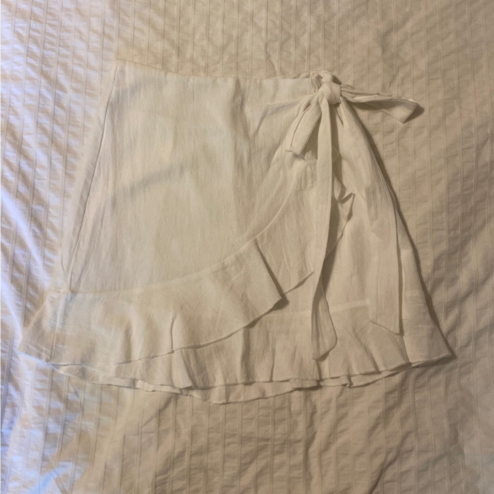Elegant White Wrap Skirt